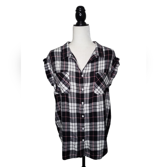 JACHS GIRLFRIEND Women's Shirt Size M Blue & Pink Plaid Short Sleeve Button Up - Picture 1 of 9